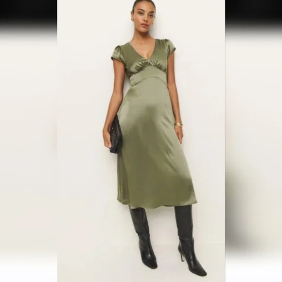 Reformation Kaye silk dress in the artichoke color - Picture 2 of 9
